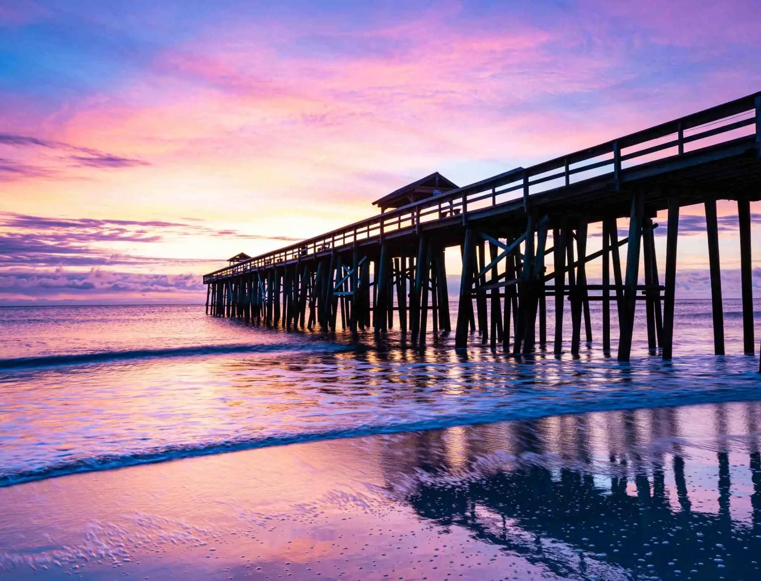 Amelia Concourse Pier